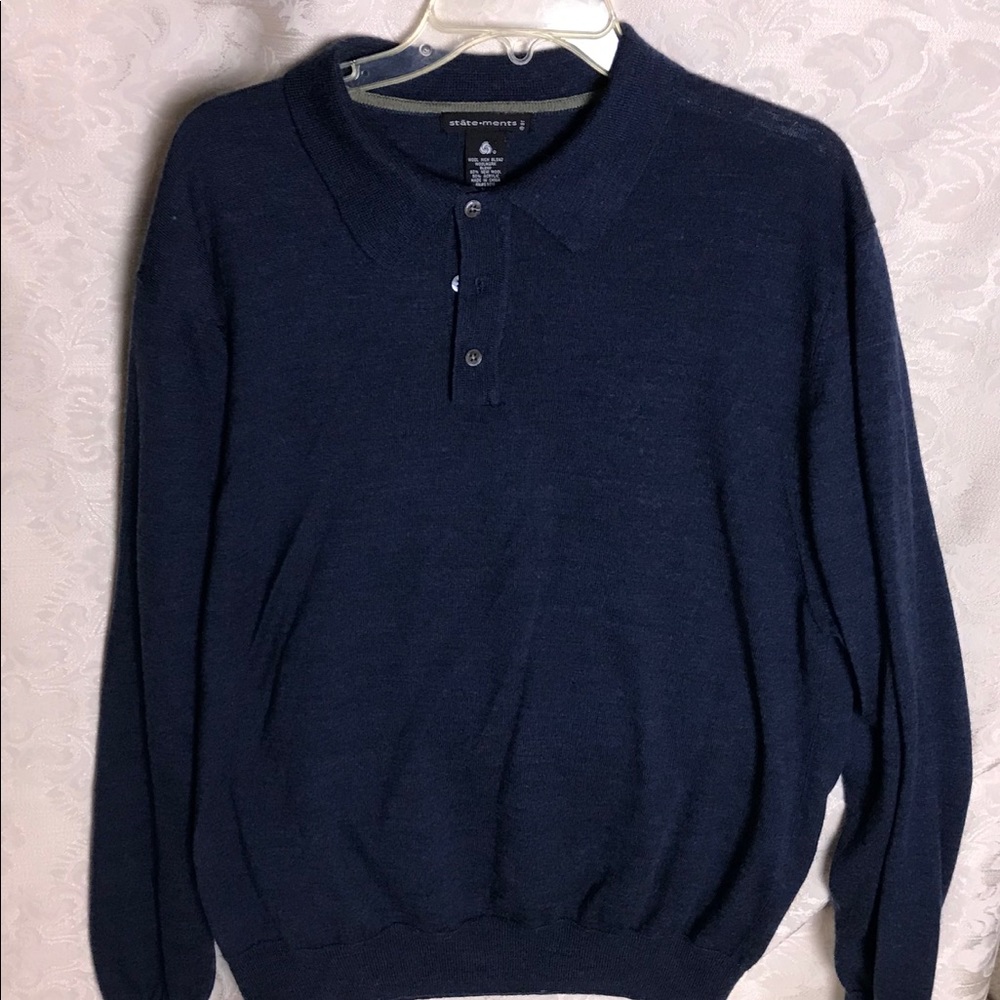Statements men’s blue sweater
